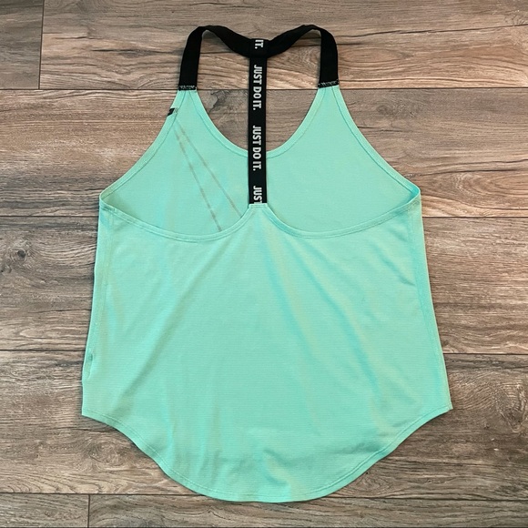 NIKE DriFit Tank (M) - Picture 2 of 3